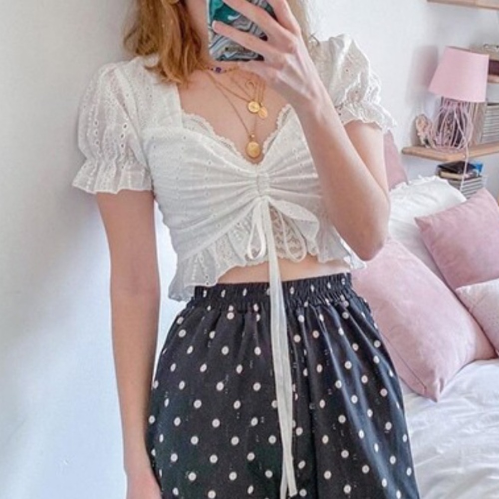 fashionable top, never worn